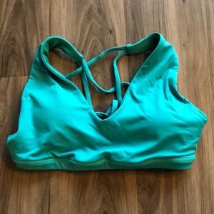 Ptula “Veronica” sports bra.